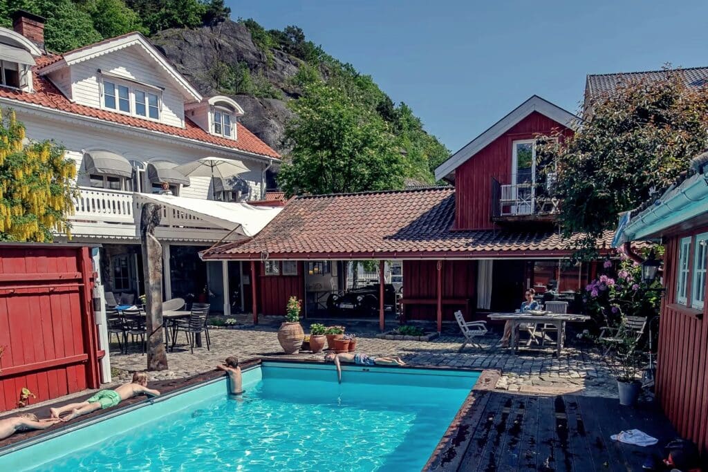Im Innenhof können Sie ihre Bahnen in einem erfrischenden Pool ziehen